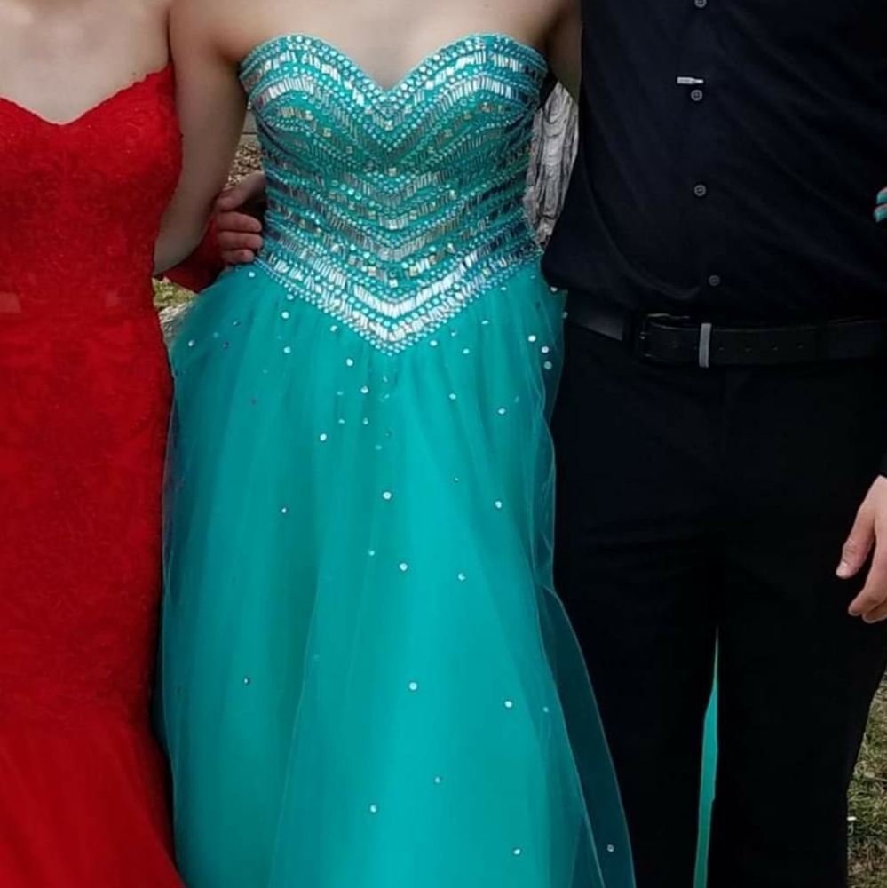 Prom dress